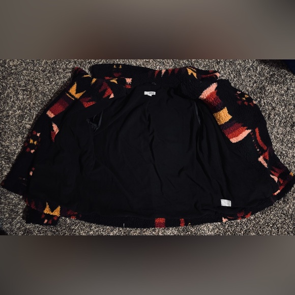 SONOMA TRIBAL FLEECE COAT.
Women’s Medium.| - Picture 12 of 13
